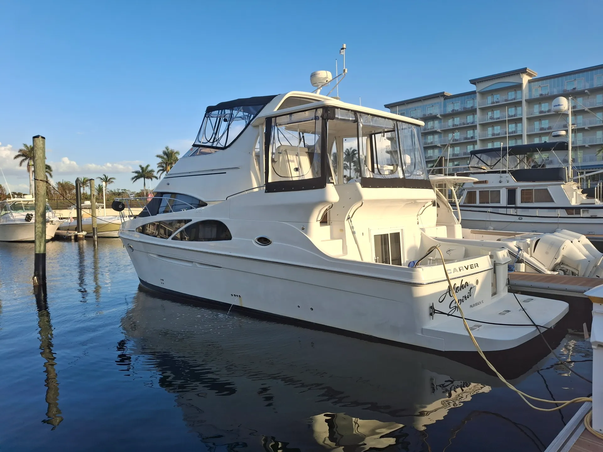 Carver Yachts Motor Yacht in Bradenton, FL — photo 2
