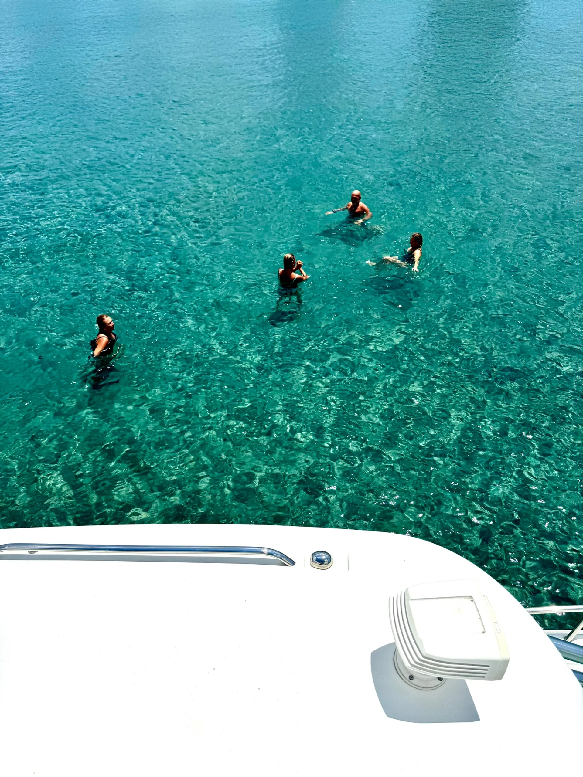 35' Luxury Cruiser- your dream experience awaits!