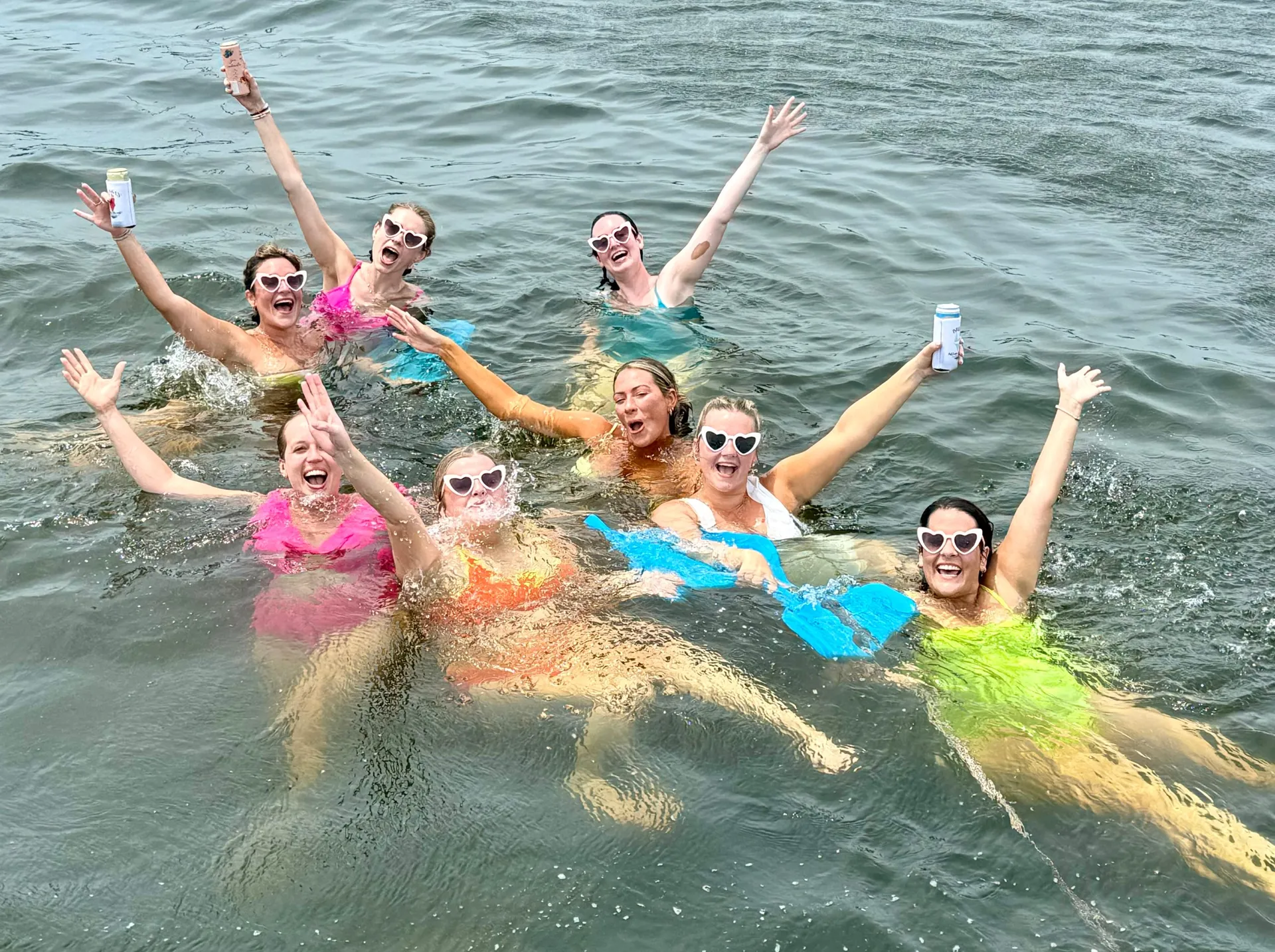 35' Luxury Cruiser- your dream experience awaits!