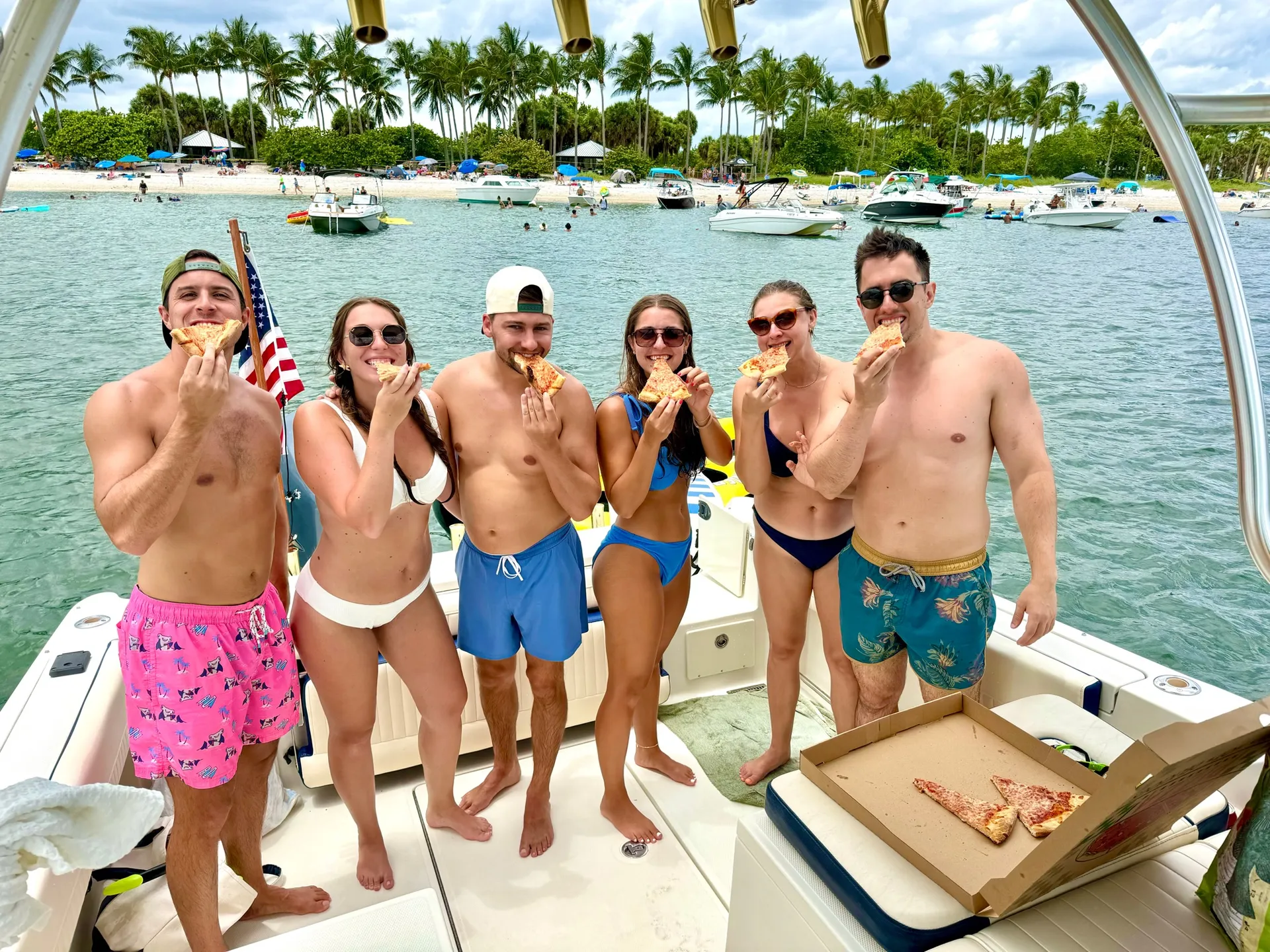 35' Luxury Cruiser- your dream experience awaits!