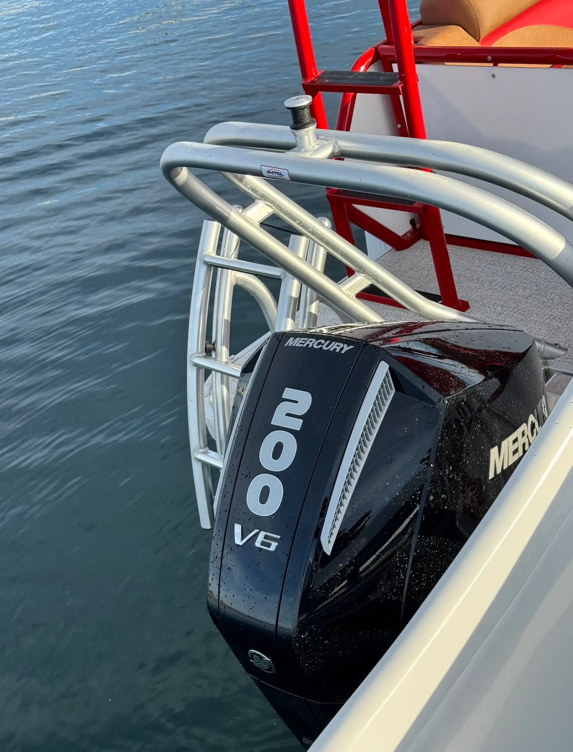 Lake Pleasant 26’ Aloha Tritoon, Tubing, Cruising, 14 guests 