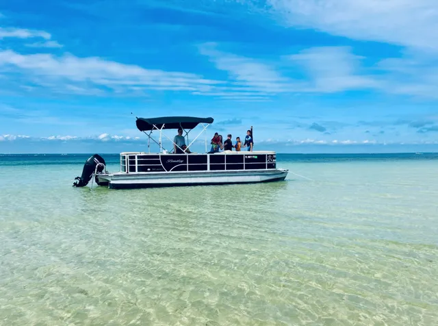 Rent a ENCORE BENTLEY pontoon in Fort Walton Beach, FL near me