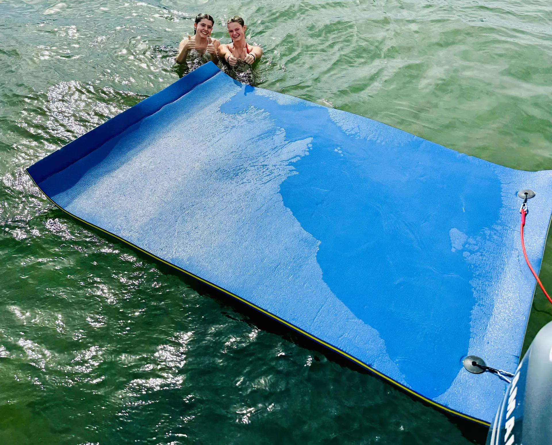 35' Luxury Cruiser- your dream experience awaits!