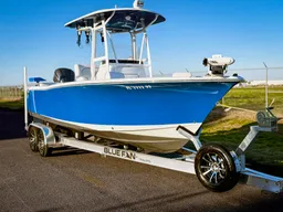 Sleek 23’ Sea Hunt – Perfect for Sandbars, Fishing &amp; Cruising! boat photo