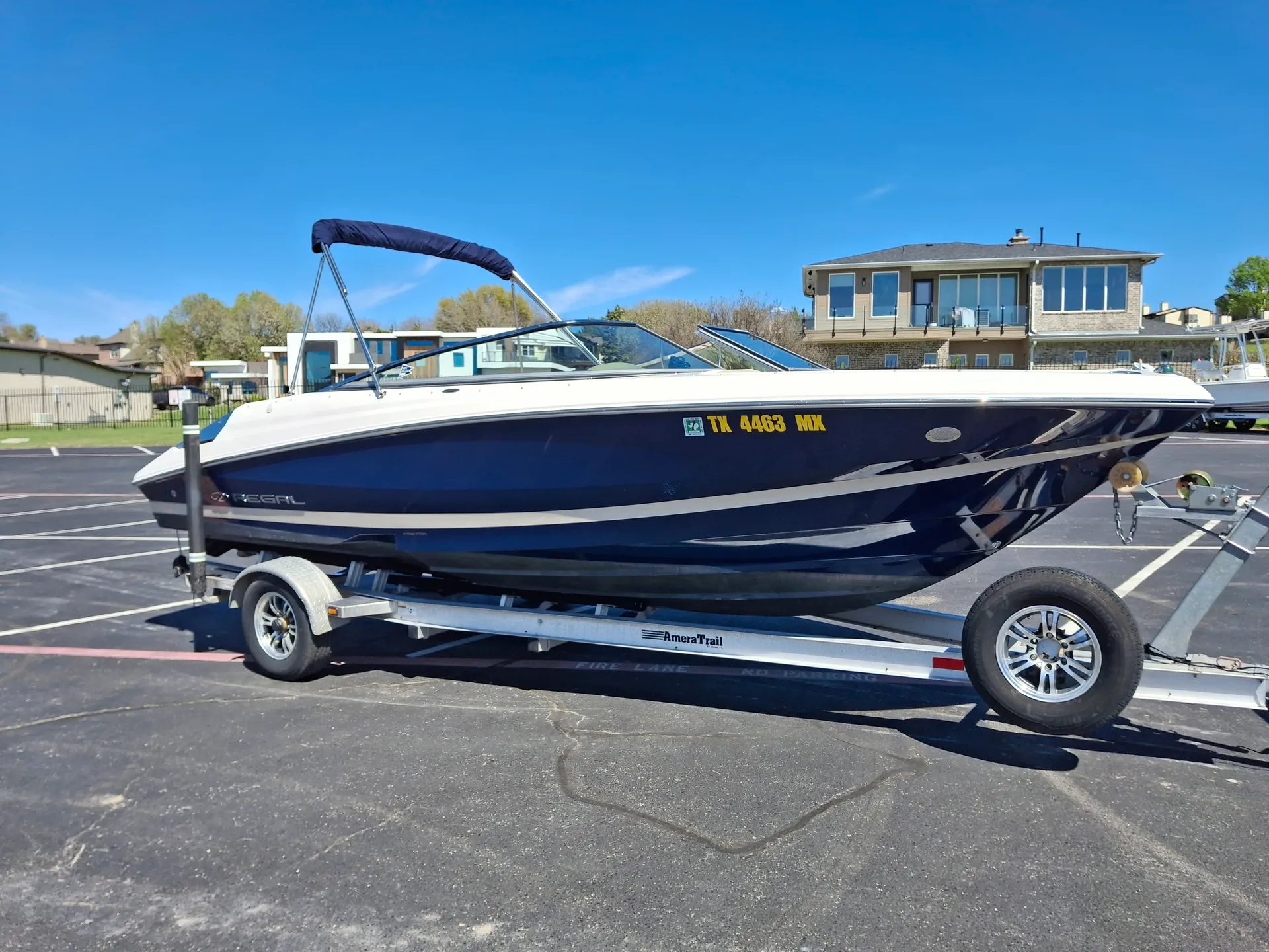 REGAL BOATS 2200 in Garland, TX — photo 7
