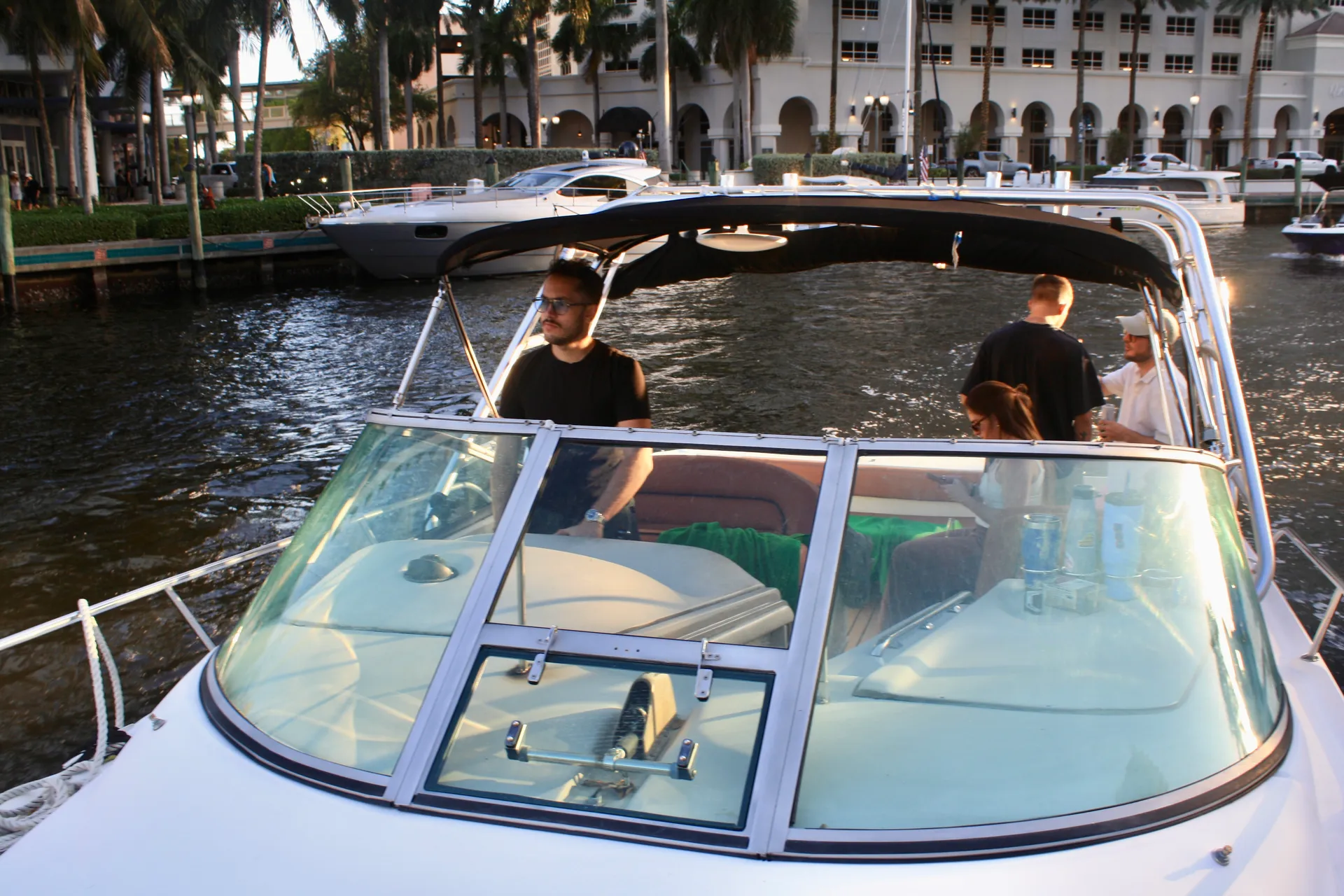 SEA RAY BOATS 290 AMBERJACK V-DRIVE in Fort Lauderdale, FL — photo 6