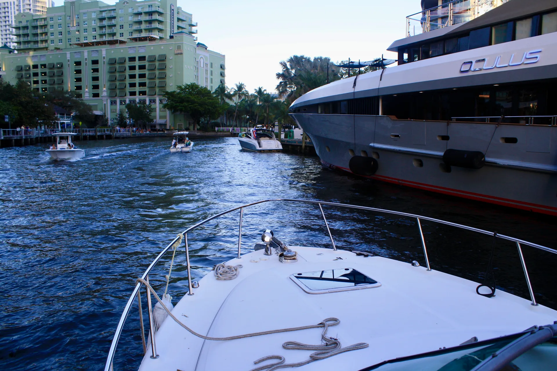 SEA RAY BOATS 290 AMBERJACK V-DRIVE in Fort Lauderdale, FL — photo 7