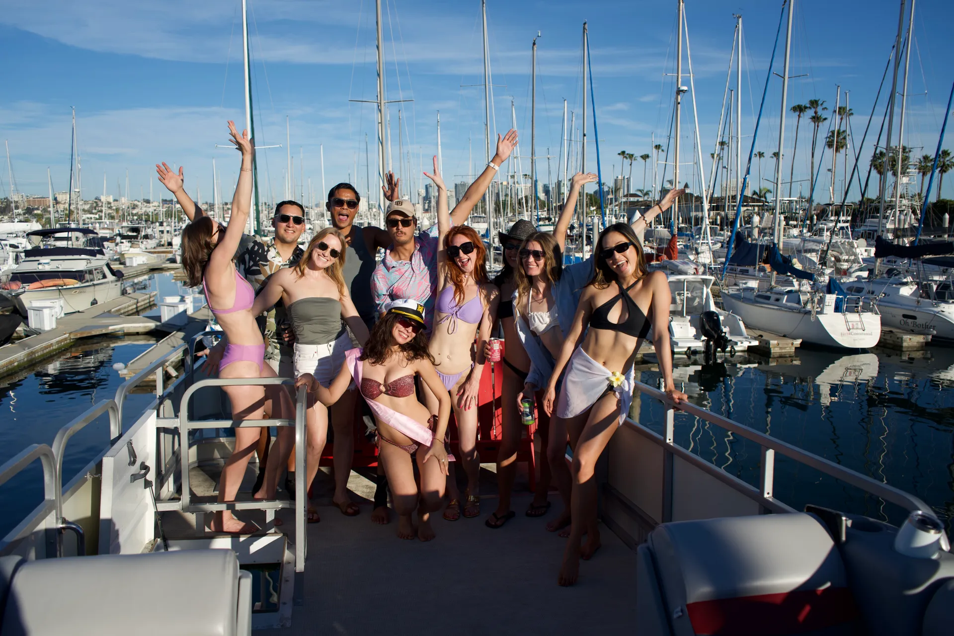 SUN TRACKER BY TRACKER MARINE PARTY HUT 30 REGENCY I/O in San Diego, CA — photo 9