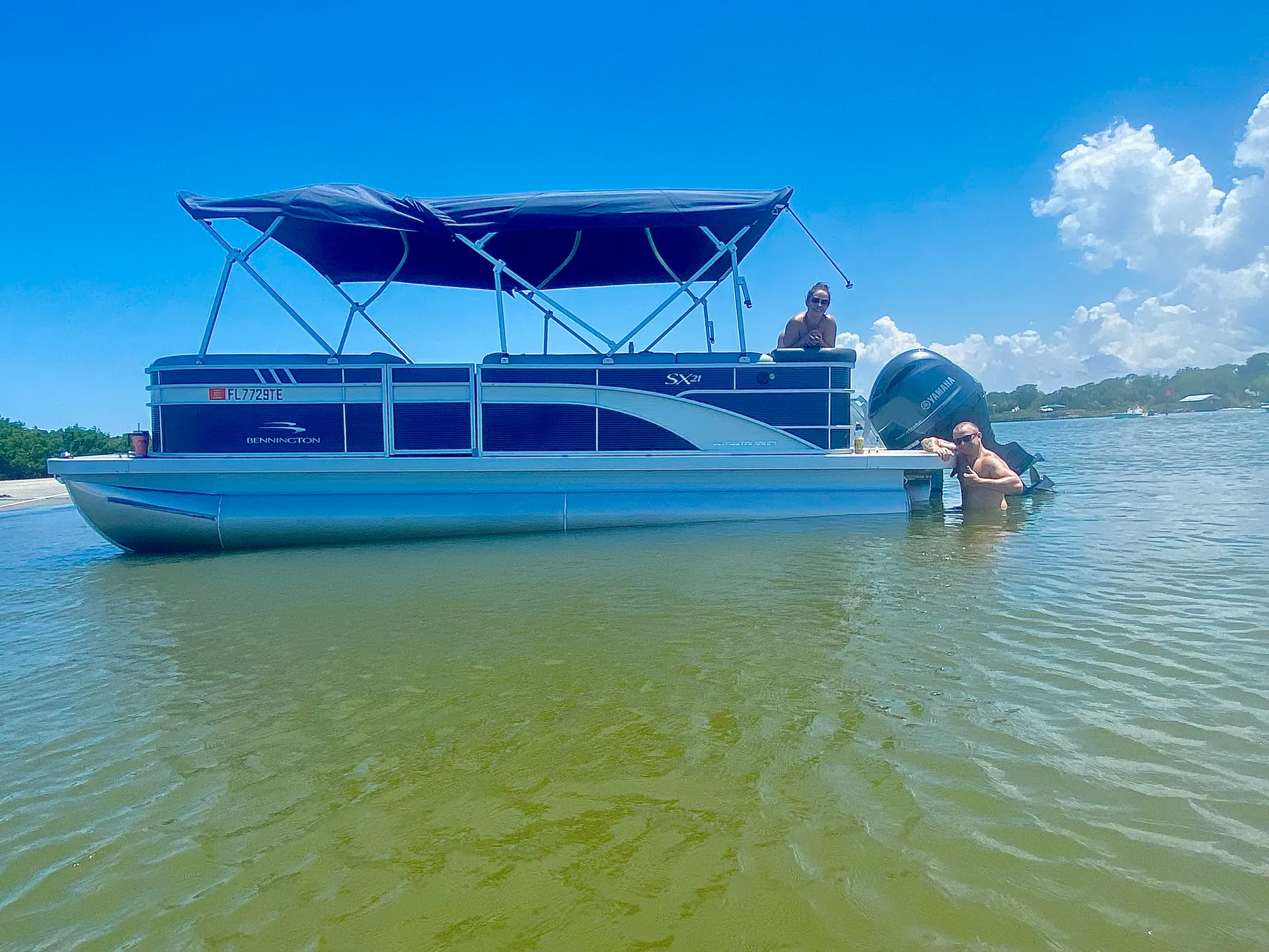 BENNINGTON MARINE 21 SXL in Mims, FL