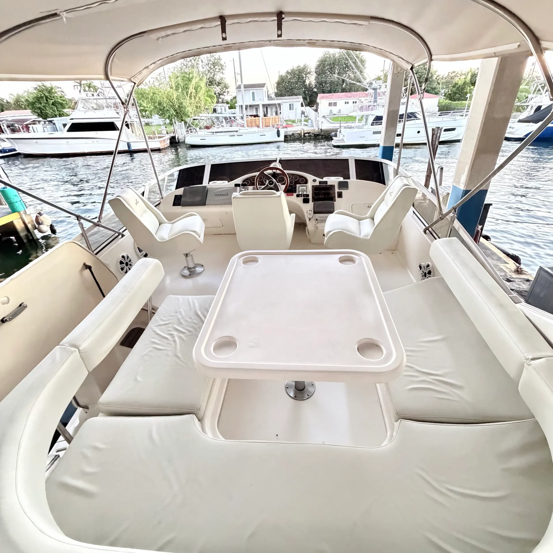 Sea Ray Boats 400 Sedan Bridge in Miami, FL — photo 6