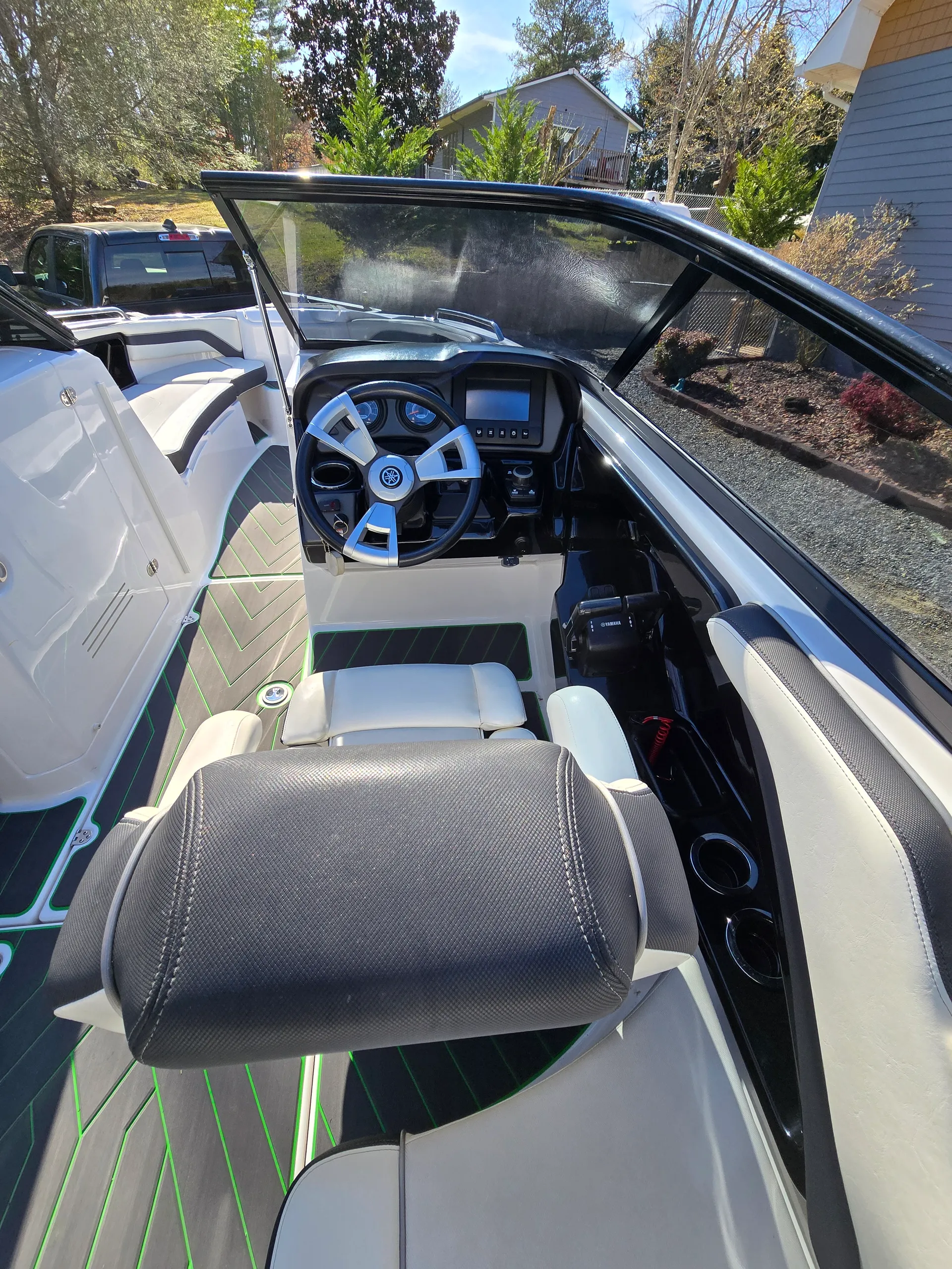 Yamaha AR240 High Output  in Hayesville, NC — photo 7