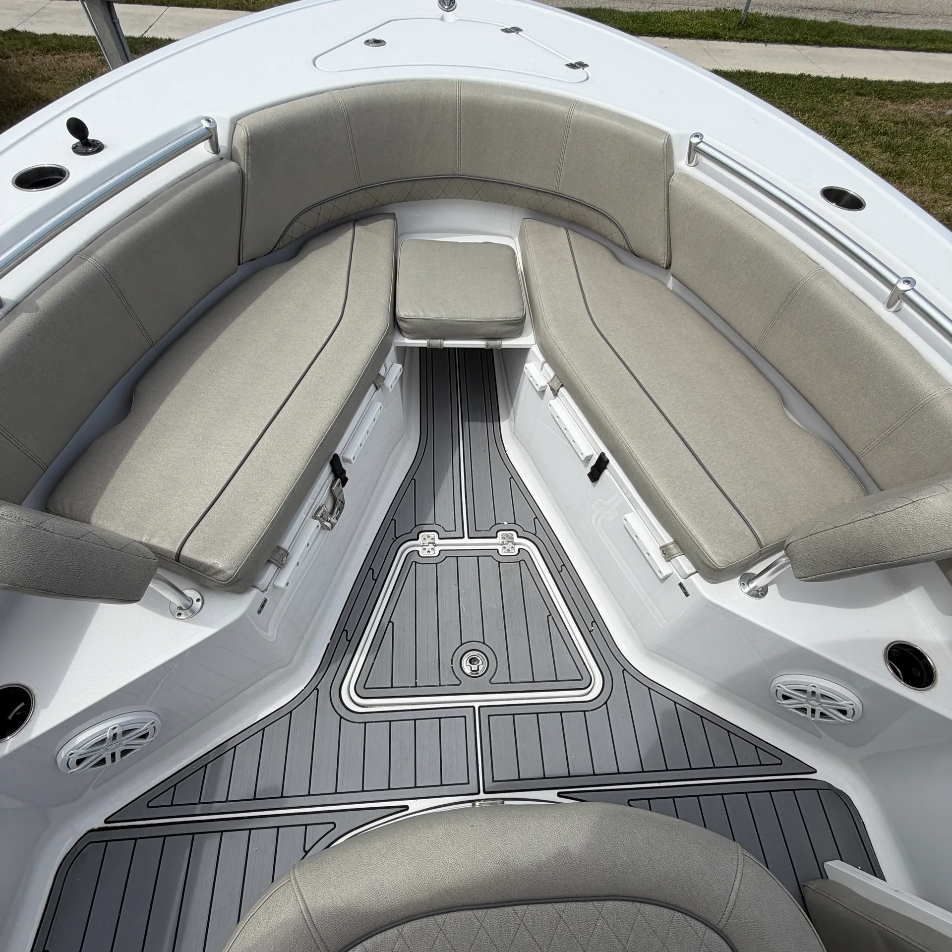 SPORTSMAN BOATS OPEN 232 in Holmes Beach, FL — photo 8