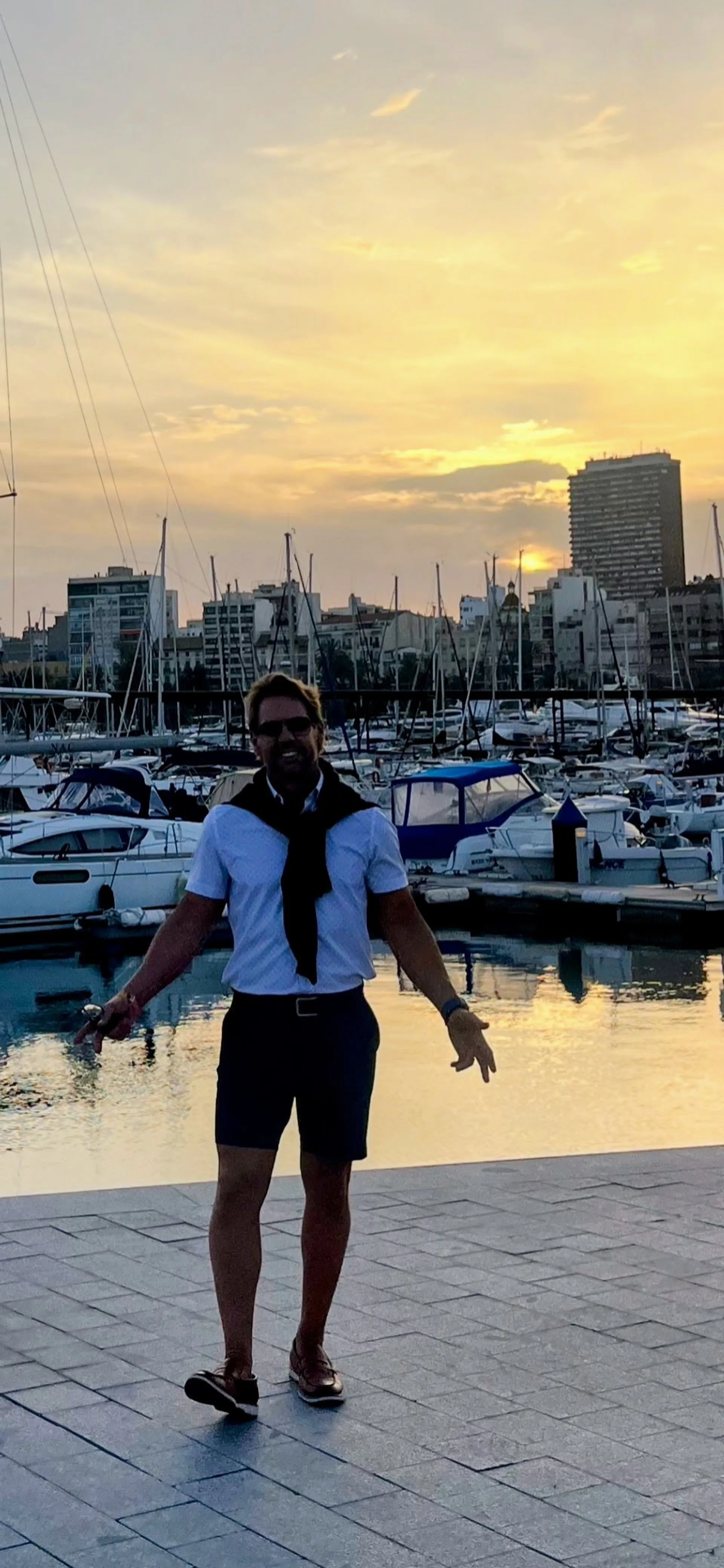 Charter this 36' Sea Ray Sport Yacht Today!