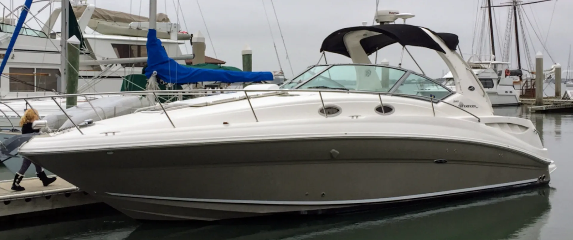 Charter this 36' Sea Ray Sport Yacht Today!