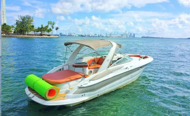 Rent a Sea Ray Boats flybridge in Virginia Beach, VA near me