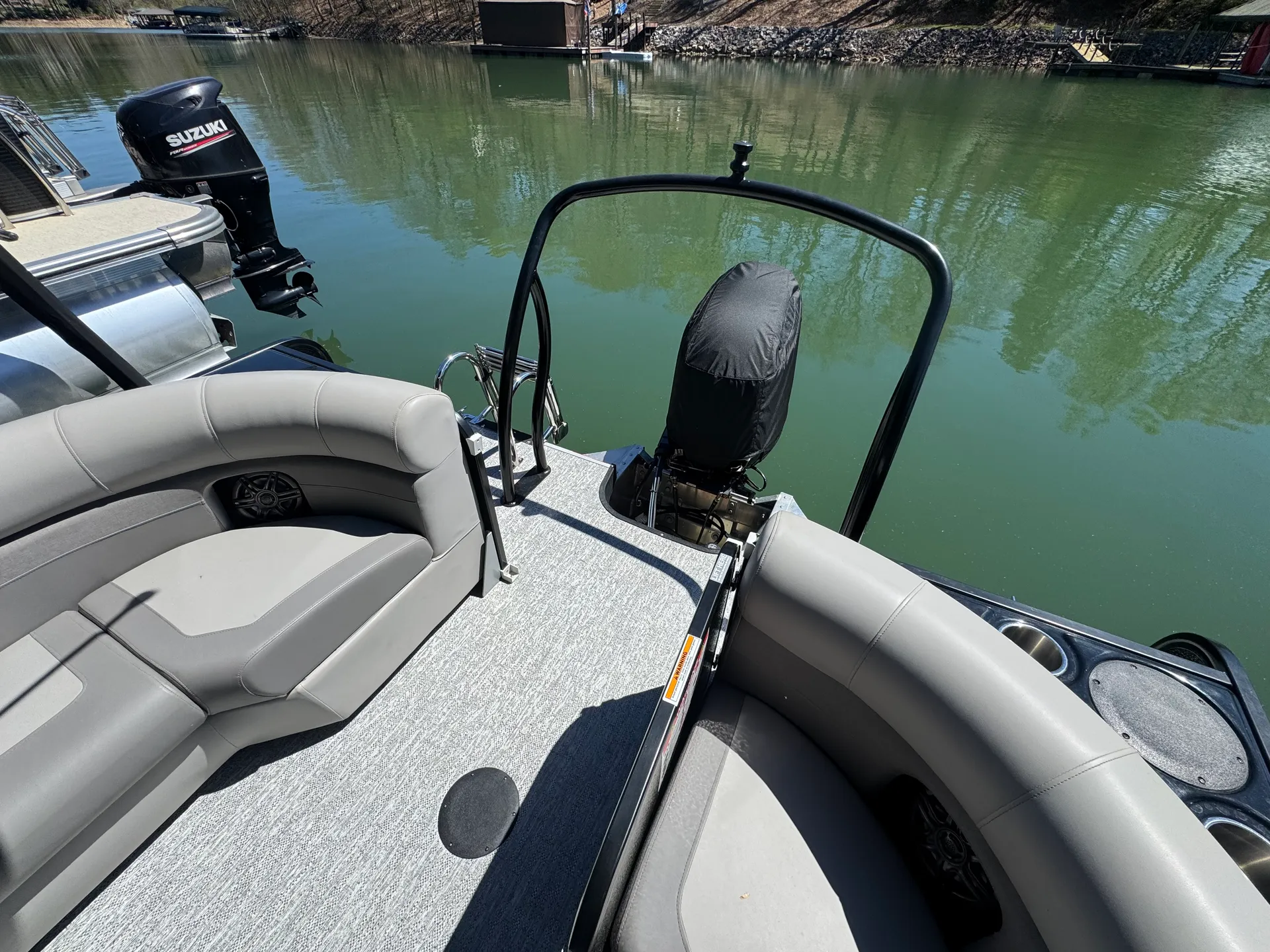 PREMIER MARINE 230 SUNSATION RF TRITOON in Mooresville, NC — photo 5