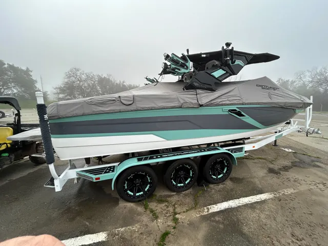Rent a CENTURION ski and wakeboard in Loomis, CA near me