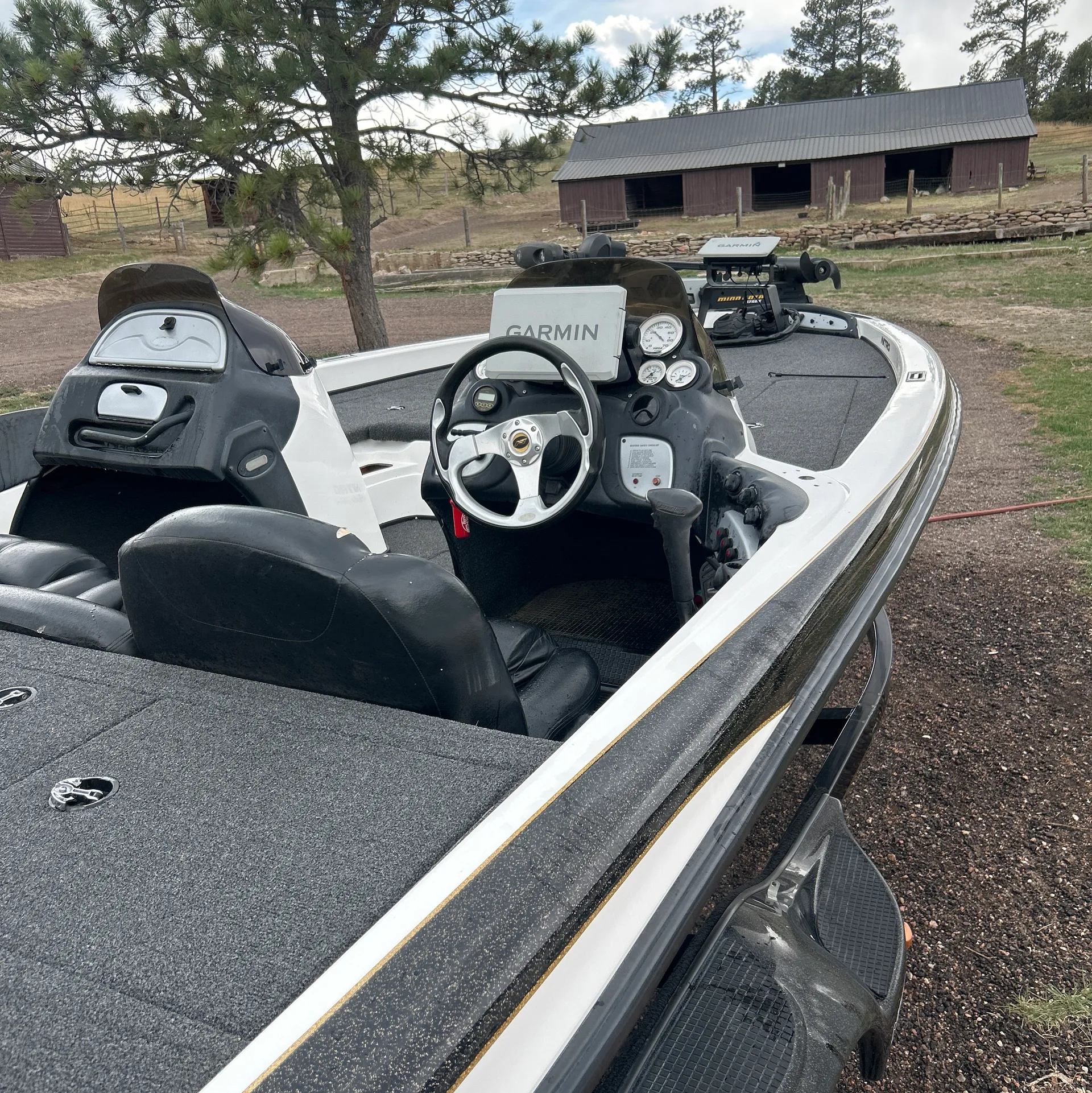 Nitro 929 Bass Boat 
