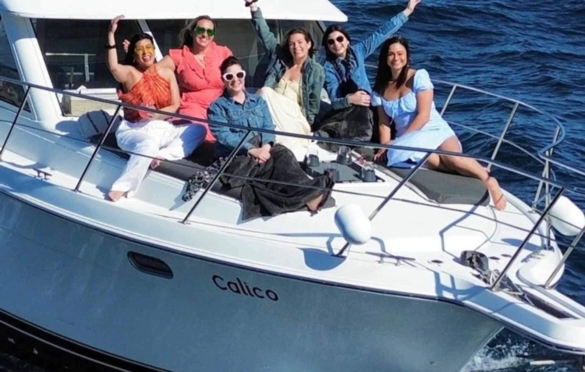 CARVER YACHTS 370 VOYAGER in Los Angeles, CA — photo 4