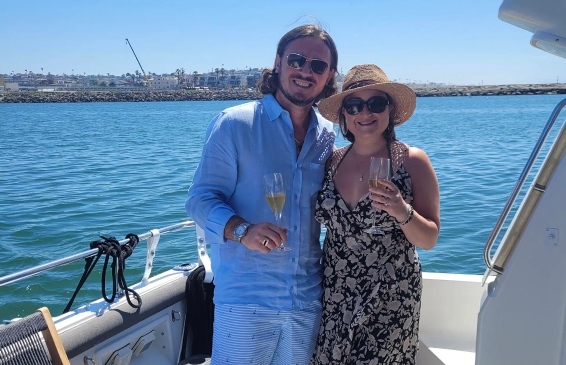 CARVER YACHTS 370 VOYAGER in Los Angeles, CA — photo 6