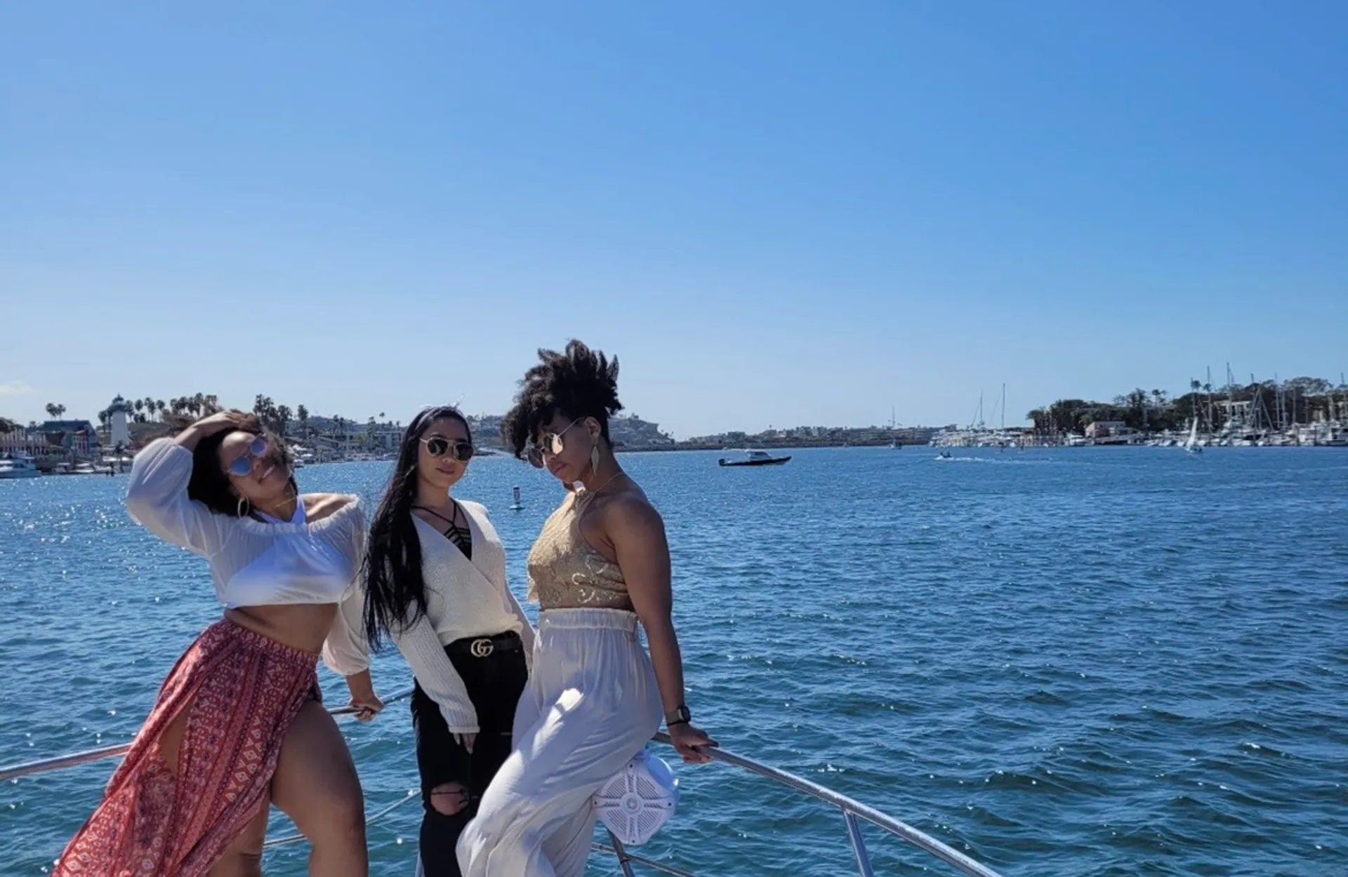 CARVER YACHTS 370 VOYAGER in Los Angeles, CA — photo 10