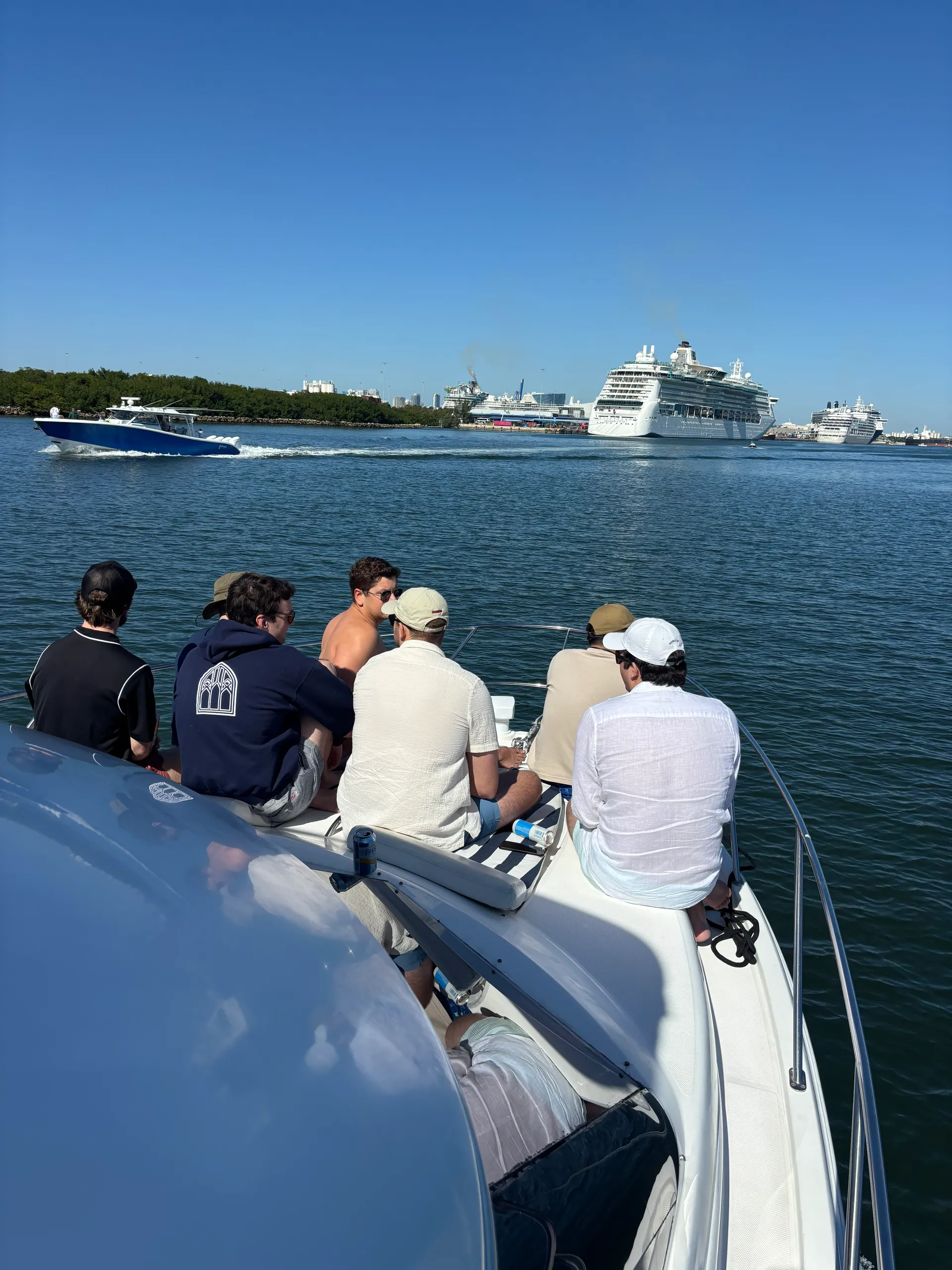 ALL-INCLUSIVE Fort Lauderdale Yacht  35' Meridian (Captain﹠Fuel Inc)