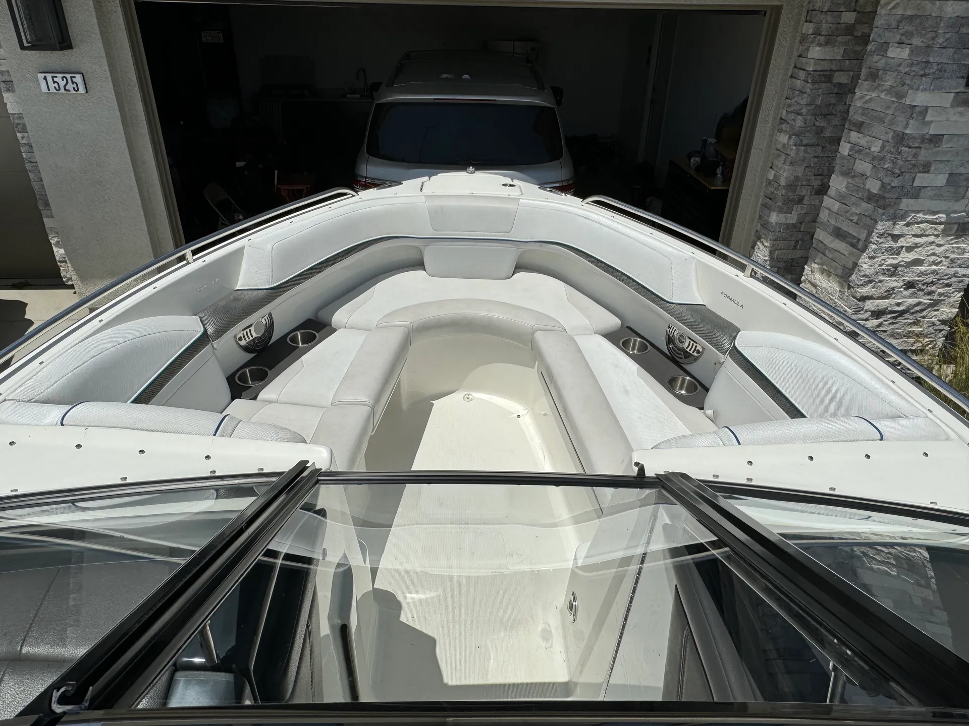 FORMULA BY THUNDERBIRD 240 BOWRIDER in Modesto, CA — photo 3