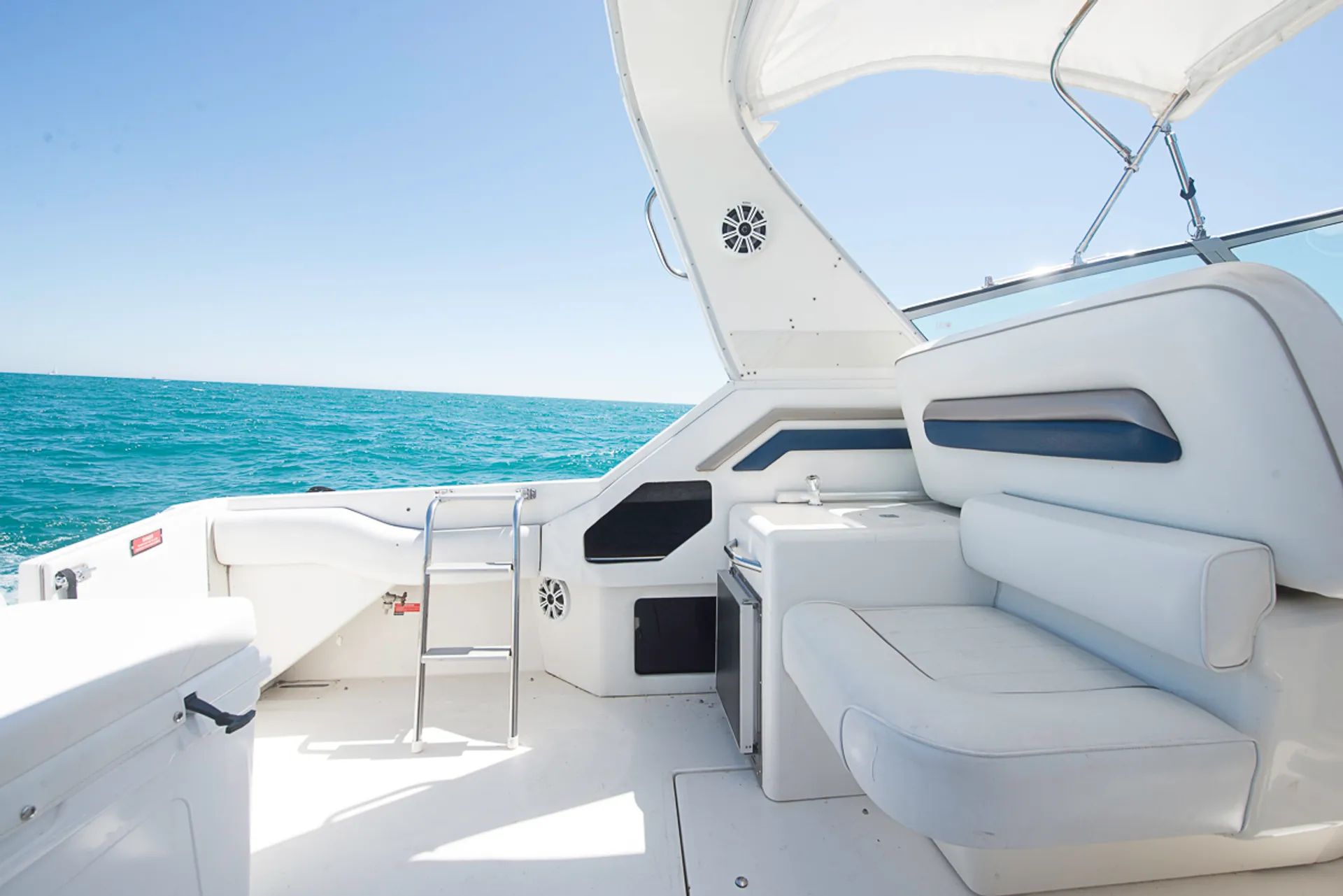 Diversey Harbor Gorgeous 46' Sea Ray Luxury Yacht