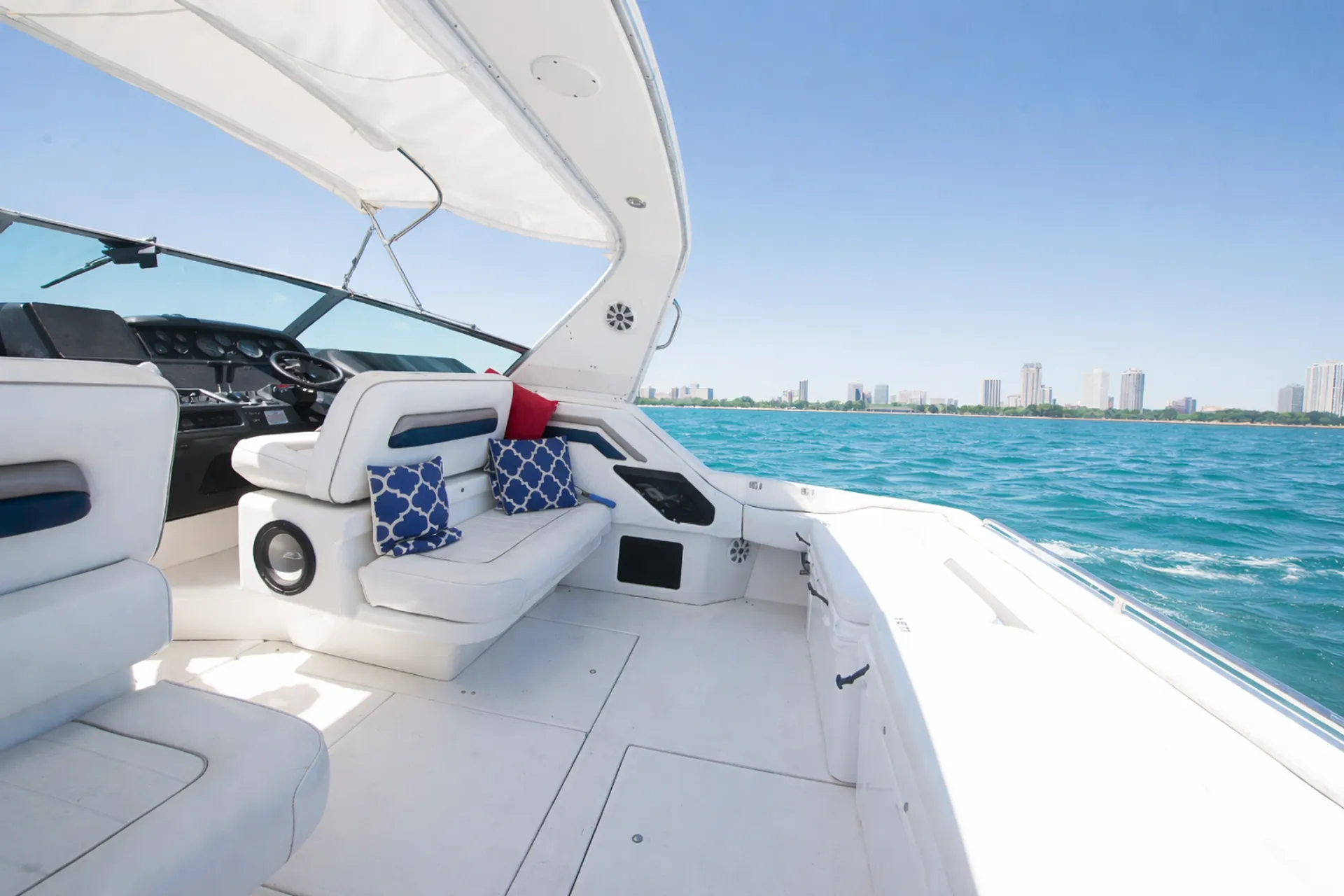 Diversey Harbor Gorgeous 46' Sea Ray Luxury Yacht