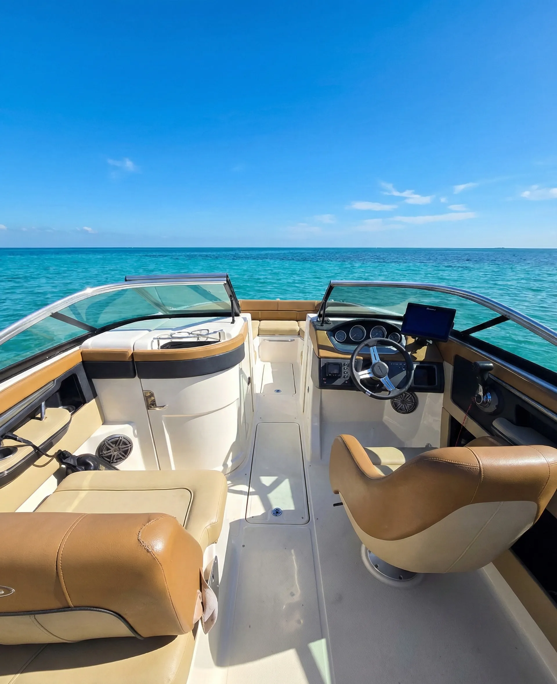 24 ft. Sea Ray Bowrider - Gliding through the Bay in style!