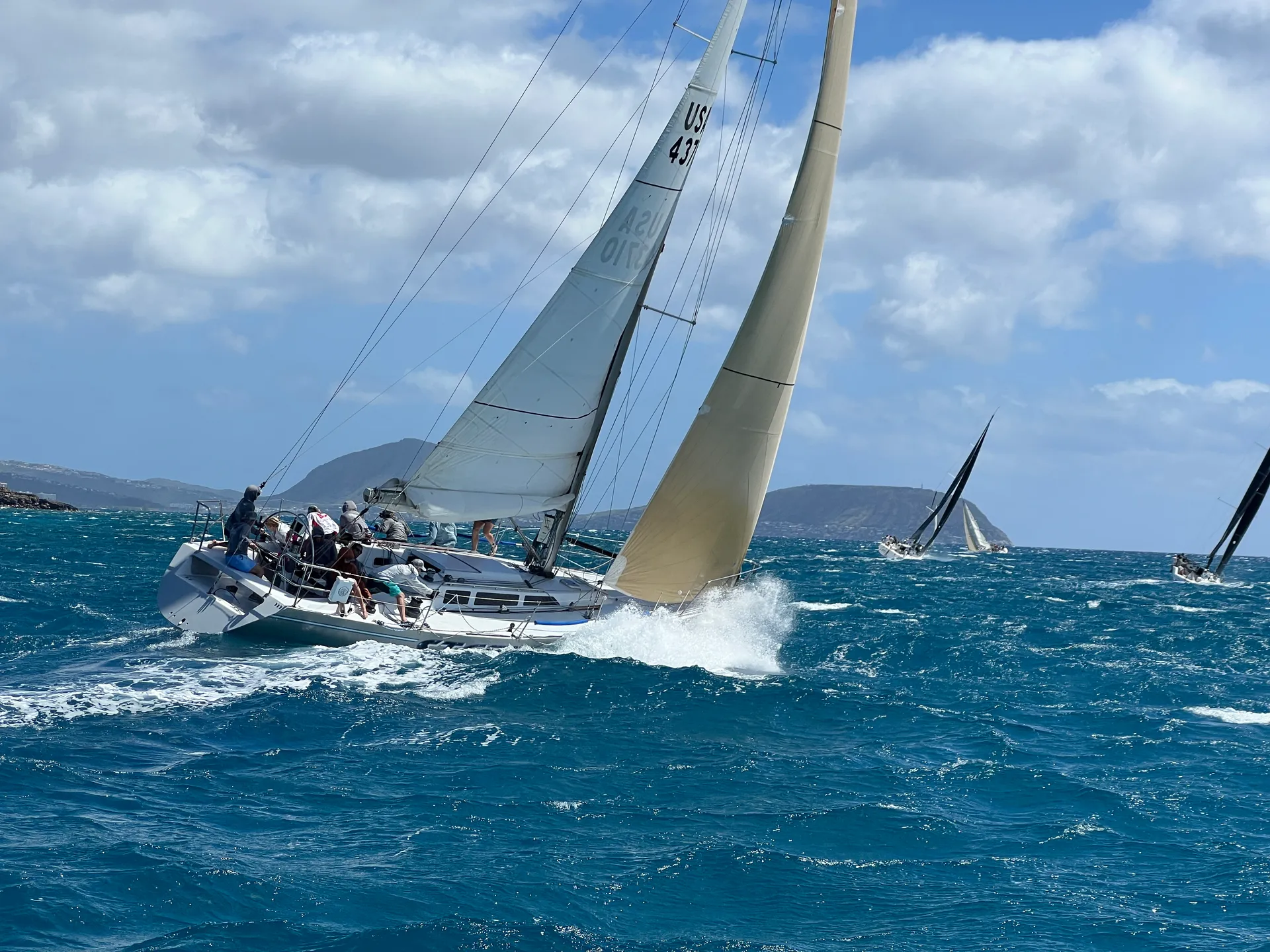 Come for a Private Sail on Waikiki's Premier Racer/Cruiser