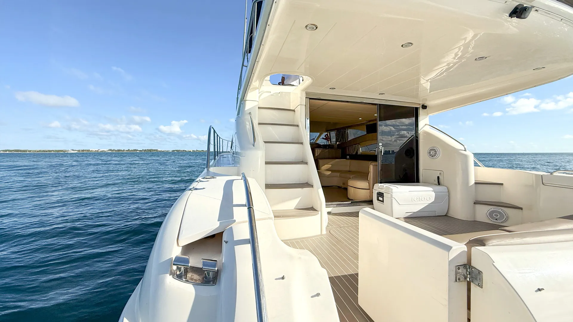 55Ft Luxury Yachy in Miami with 1 Jet Ski Included.