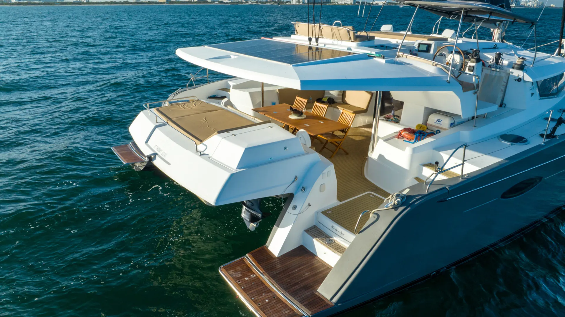 Most booked and best reviews for a reason. Enjoy the difference, 60ft