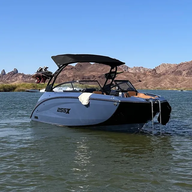 Rent a YAMAHA ski and wakeboard in Lake Havasu City, AZ near me