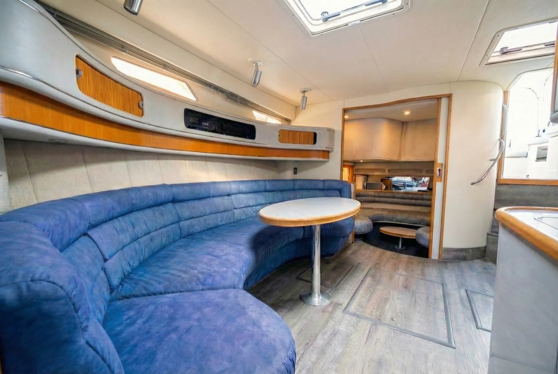 Sea Ray Boats Sundancer 50 in Chicago, IL — photo 6