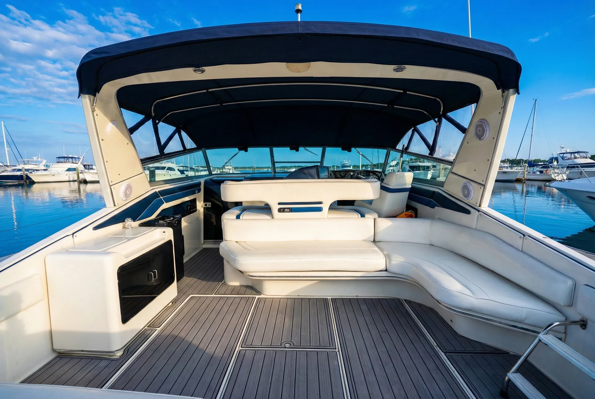 Sea Ray Boats Sundancer 50 in Chicago, IL — photo 4