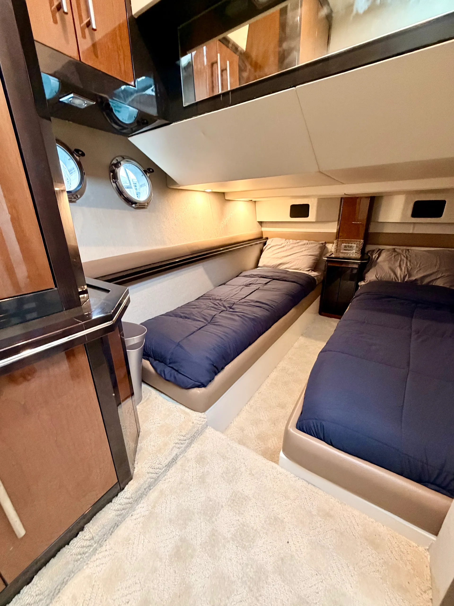 Palm Beach Luxury Escape — Marquis 40SC Yacht 