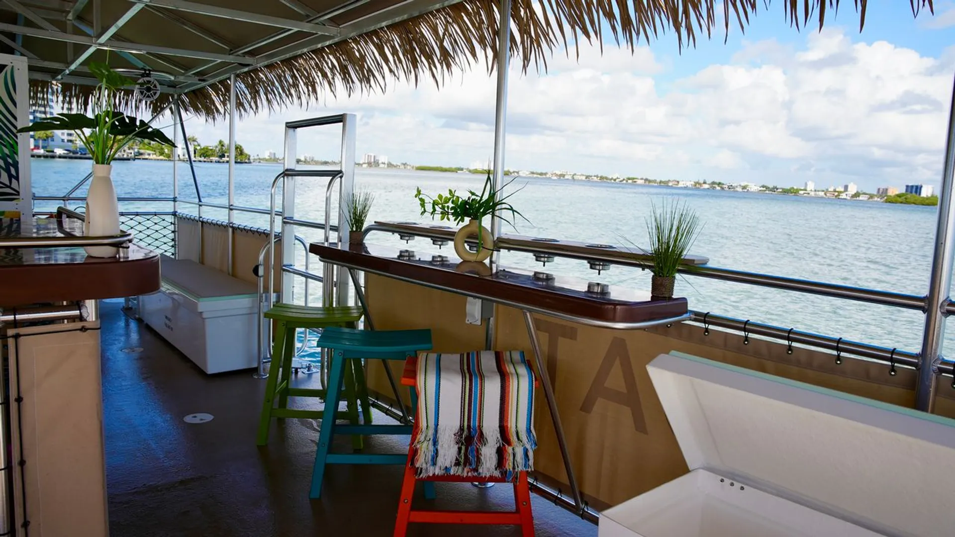 AQUILA POWER CATAMARANS 54 YACHT in Miami, FL — photo 4