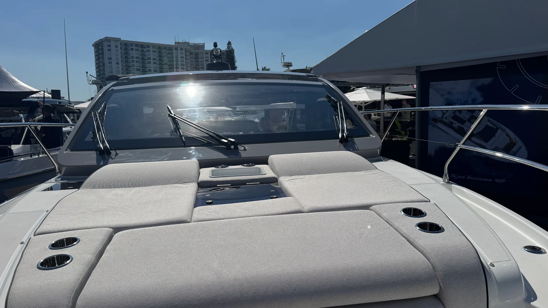 38' Yacht.  Bachelorette or family fun for 12.  New Boat coming- 2026