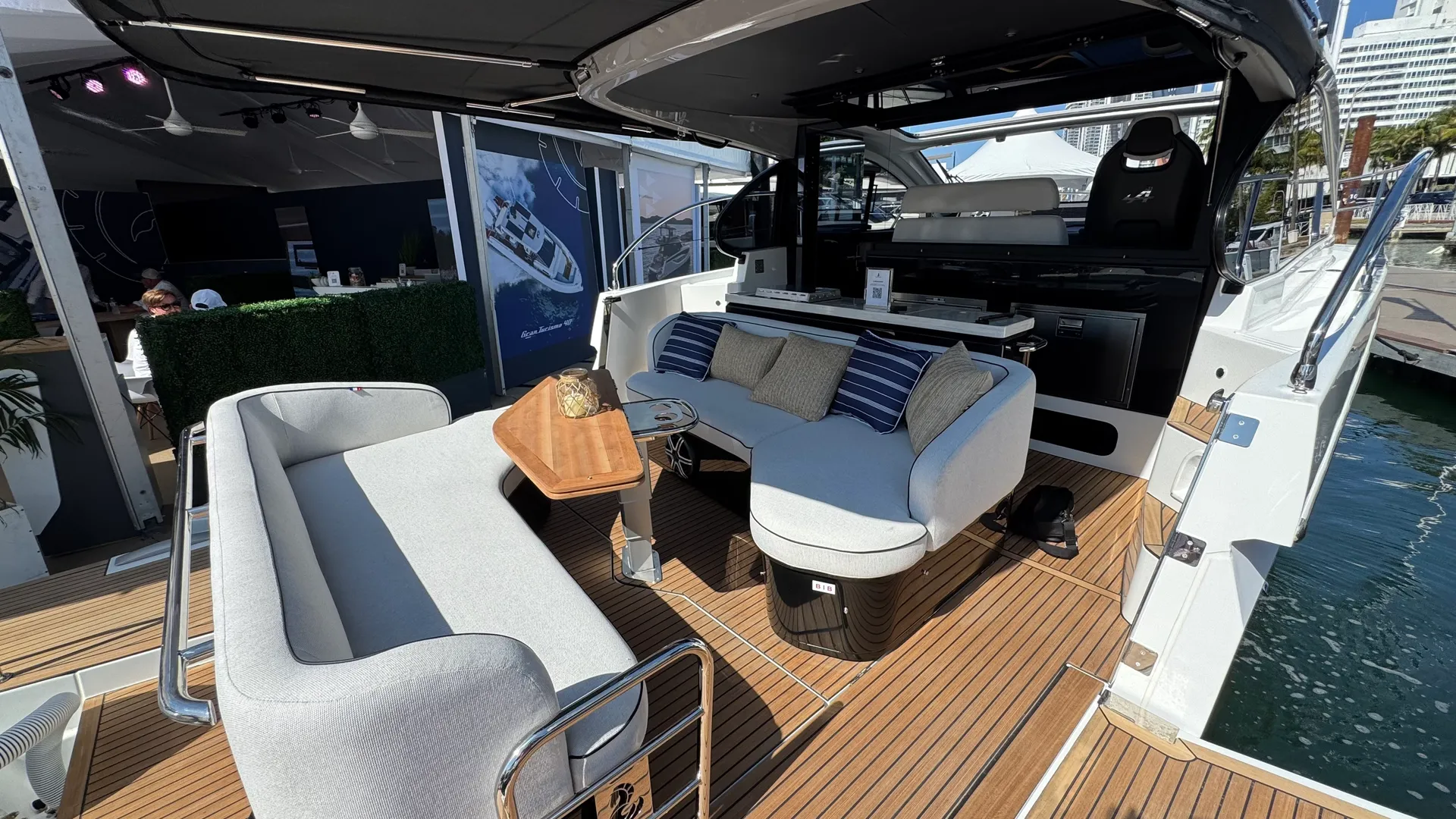 38' Yacht.  Bachelorette or family fun for 12.  New Boat coming- 2026