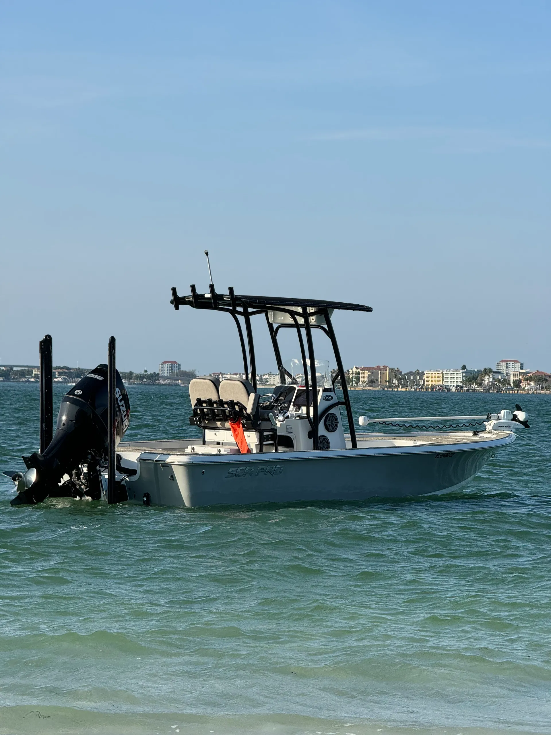 Welcome to our Sea Pro 23ft 228 Bay Series!