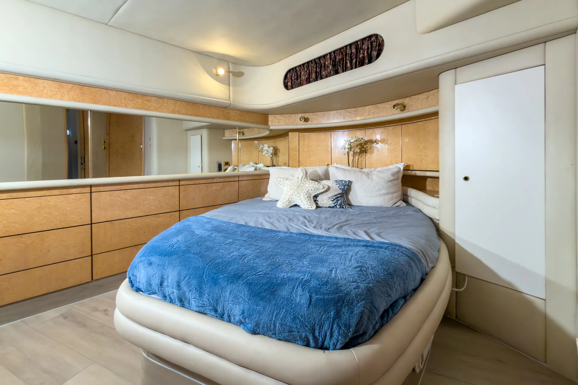 TOP BOAT! Beautiful 60' Sea Ray - most affordable 60’ yacht! 