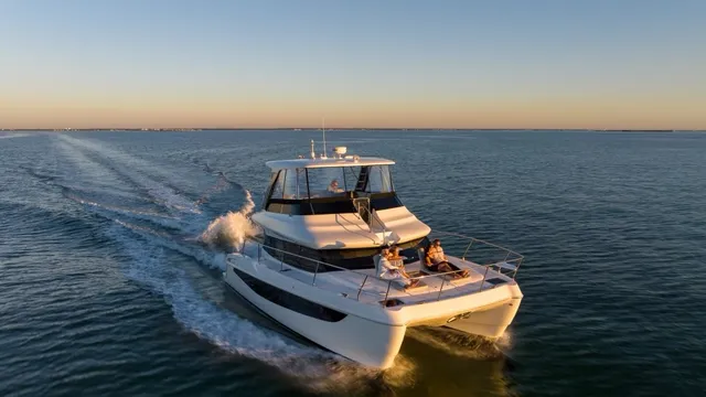 Rent a Aquila catamaran in St. Petersburg, FL near me