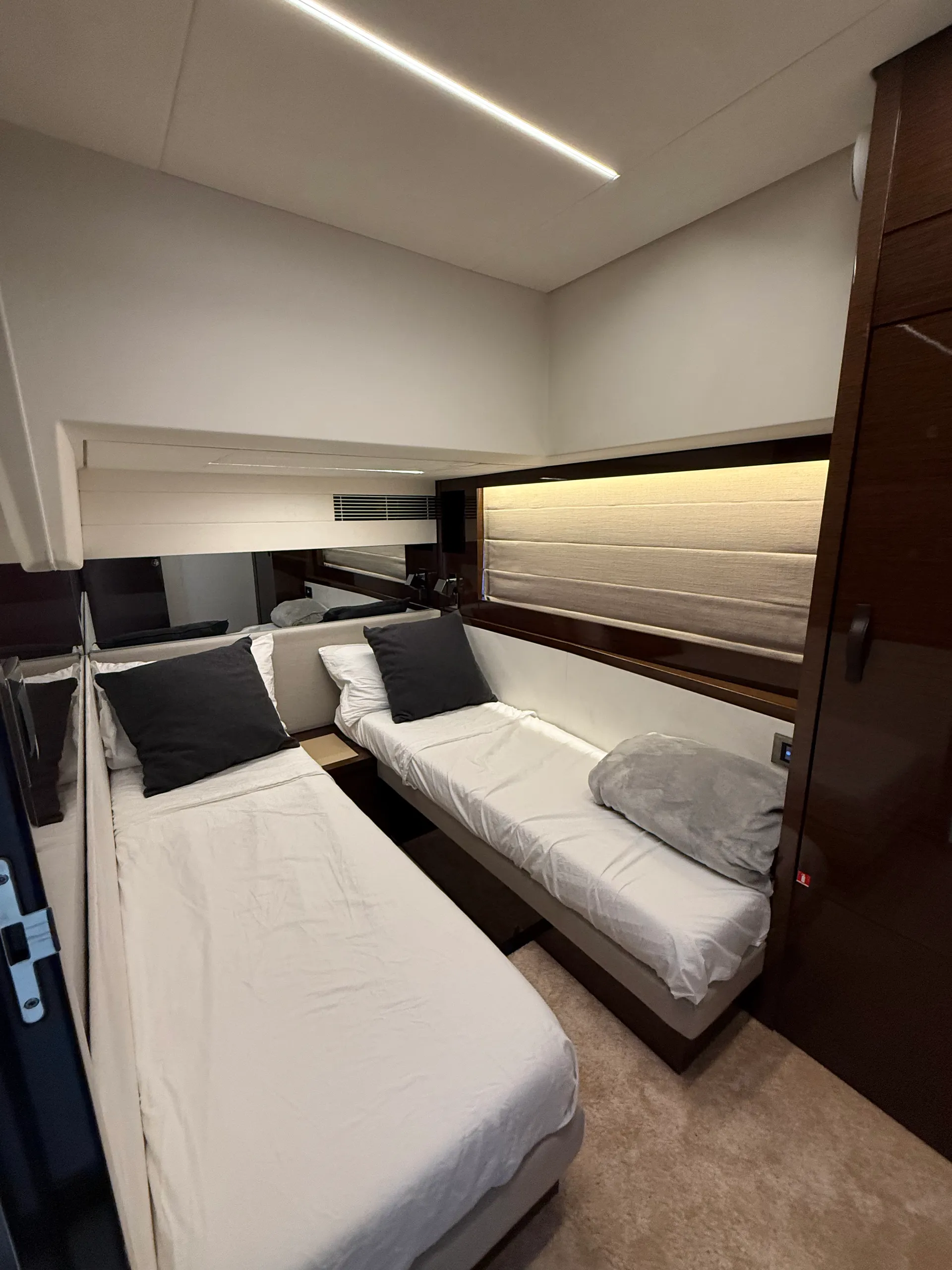 Ivy O 59' : Come and Enjoy on-water!