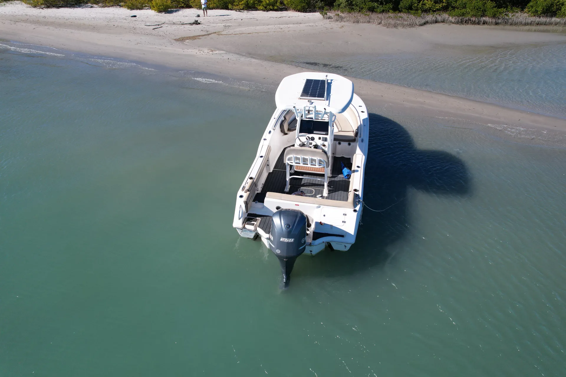 Beautiful Tidewater 232 LXF in Fort Pierce w/ Garmin + JL audio