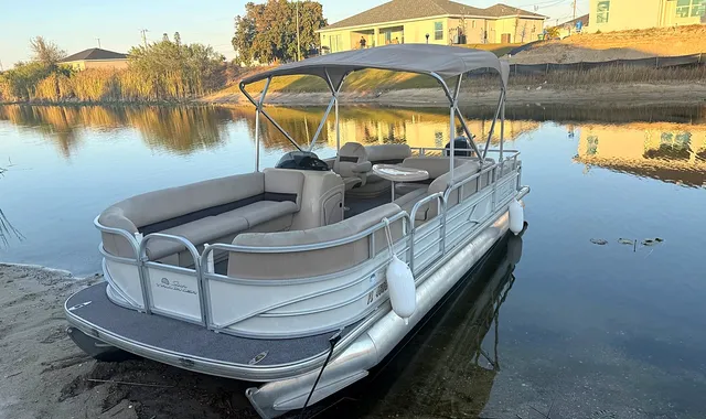 Rent a SUN TRACKER BY TRACKER MARINE pontoon in Cape Coral, FL near me