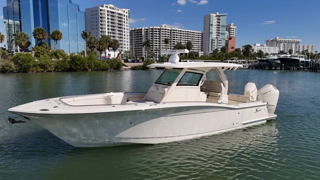 Rent a SCOUT BOATS center console in Siesta Key, FL near me