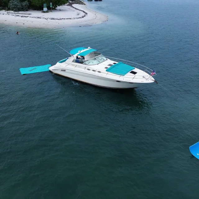 Rent a SEA RAY BOATS cruiser in Miami, FL near me