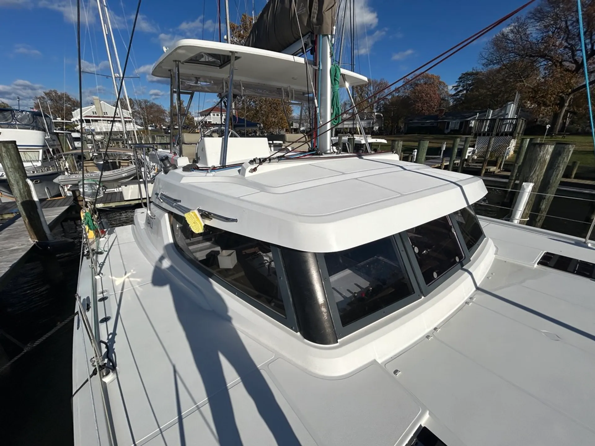 WATERS EDGE - Bali Catspace 38.0
