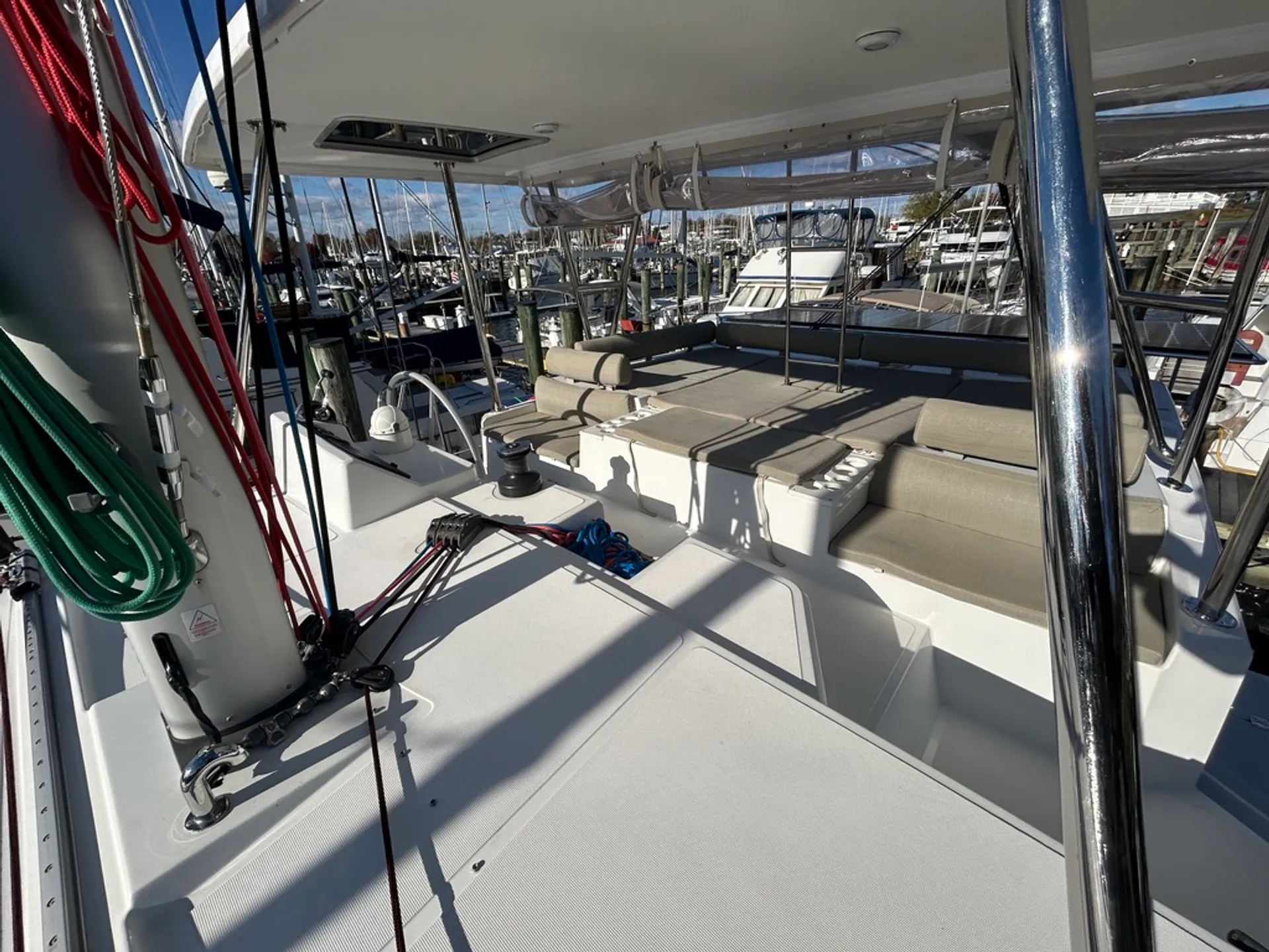 WATERS EDGE - Bali Catspace 38.0